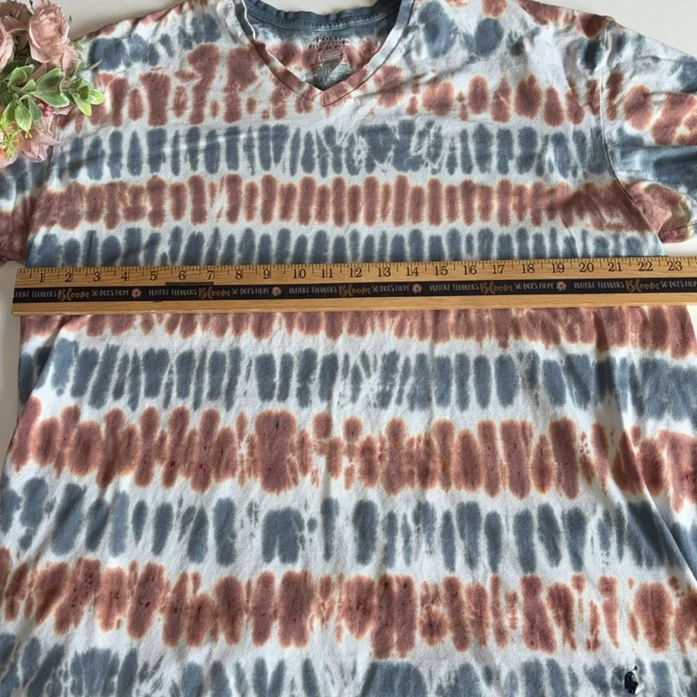 Polo V neck Tie Dye T Shirt 2XL MENS V NECK RED WHITE AND BLUE TUE DYE T